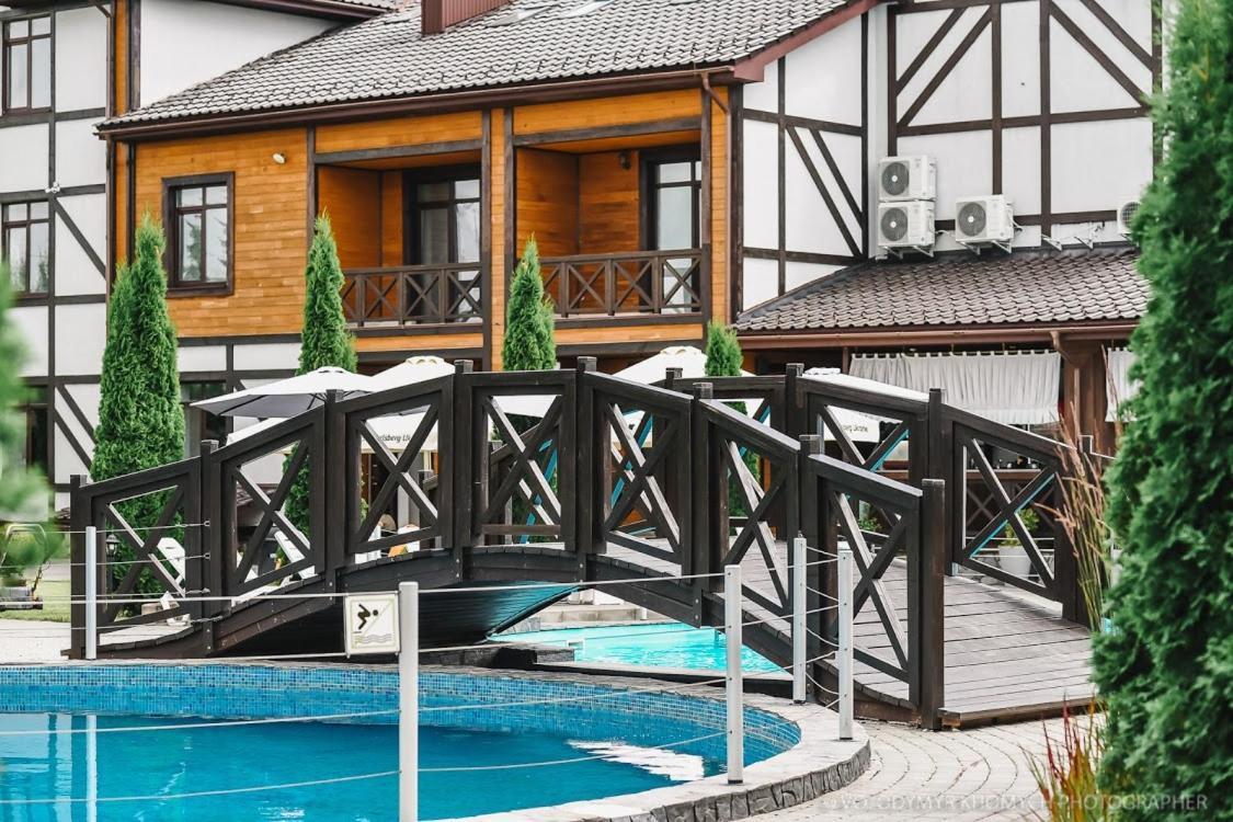 Zagorod Hotel Girka Polonka Экстерьер фото