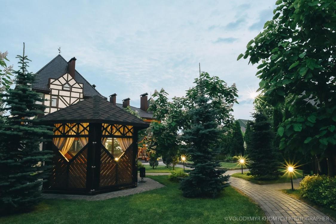 Zagorod Hotel Girka Polonka Экстерьер фото