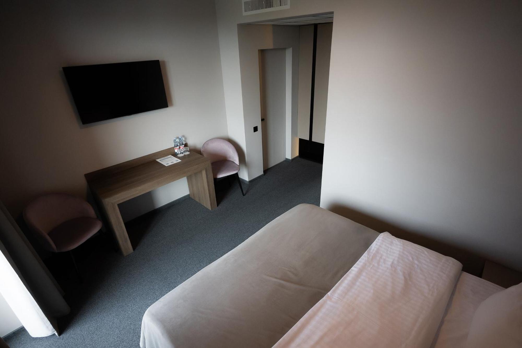 Zagorod Hotel Girka Polonka Экстерьер фото