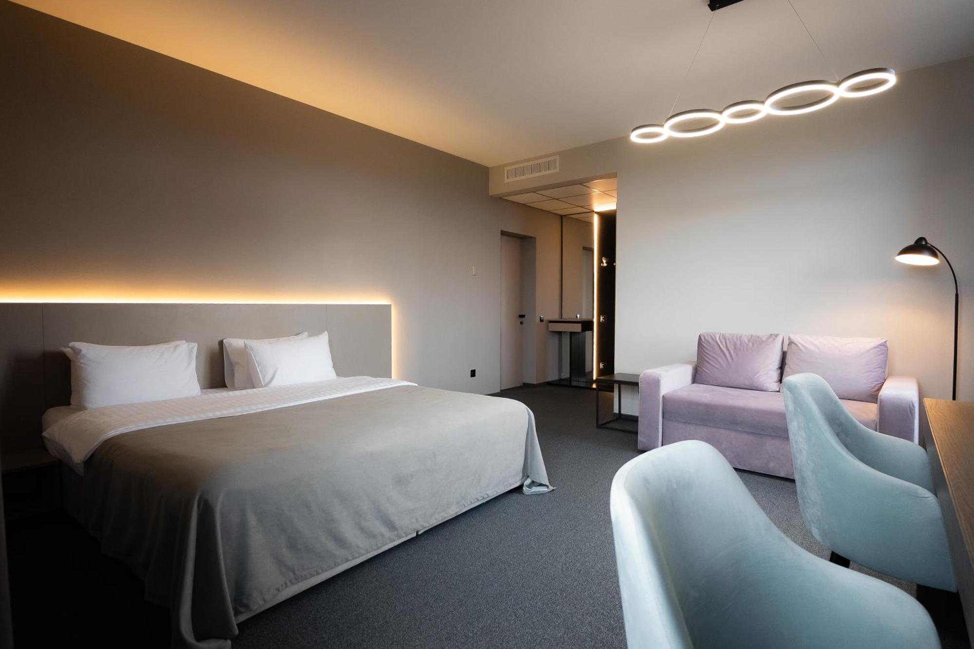 Zagorod Hotel Girka Polonka Экстерьер фото